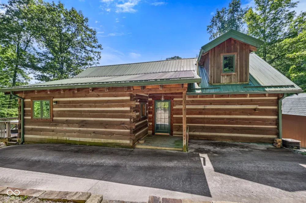 2100 S Denny Hill Road Paragon, IN 46166