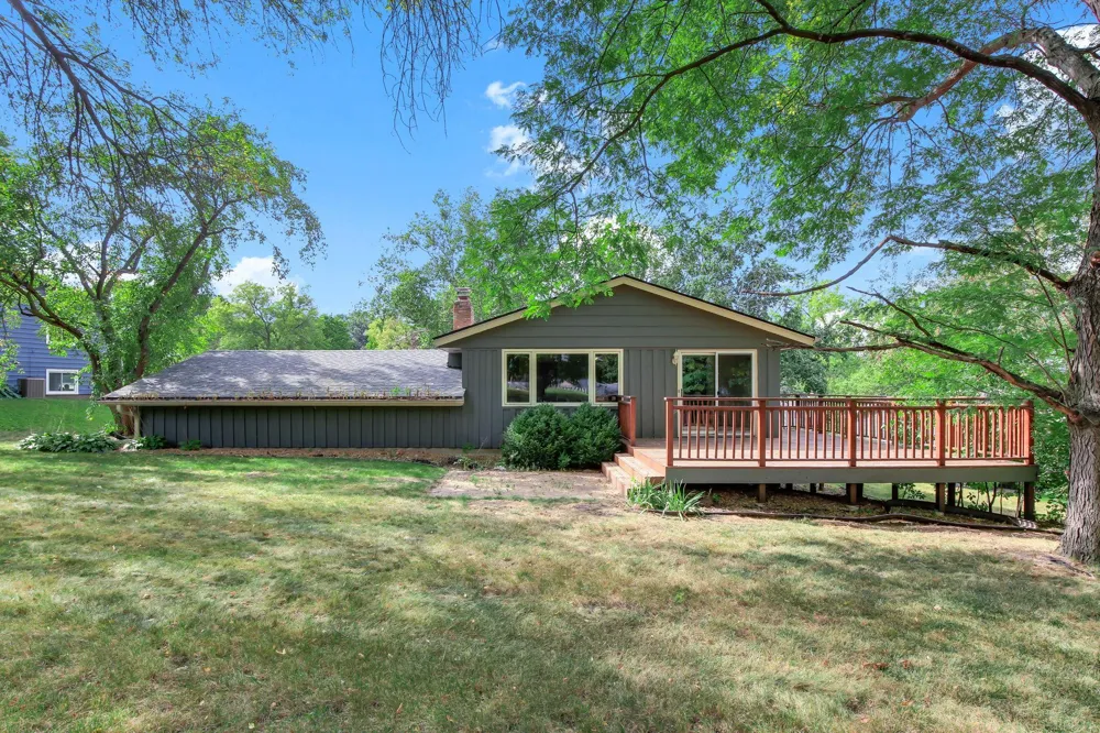 13121 Upton Avenue S Burnsville, MN 55337