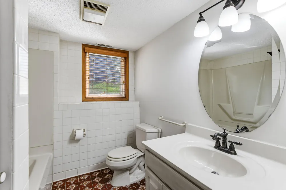 13121 Upton Avenue S Burnsville, MN 55337