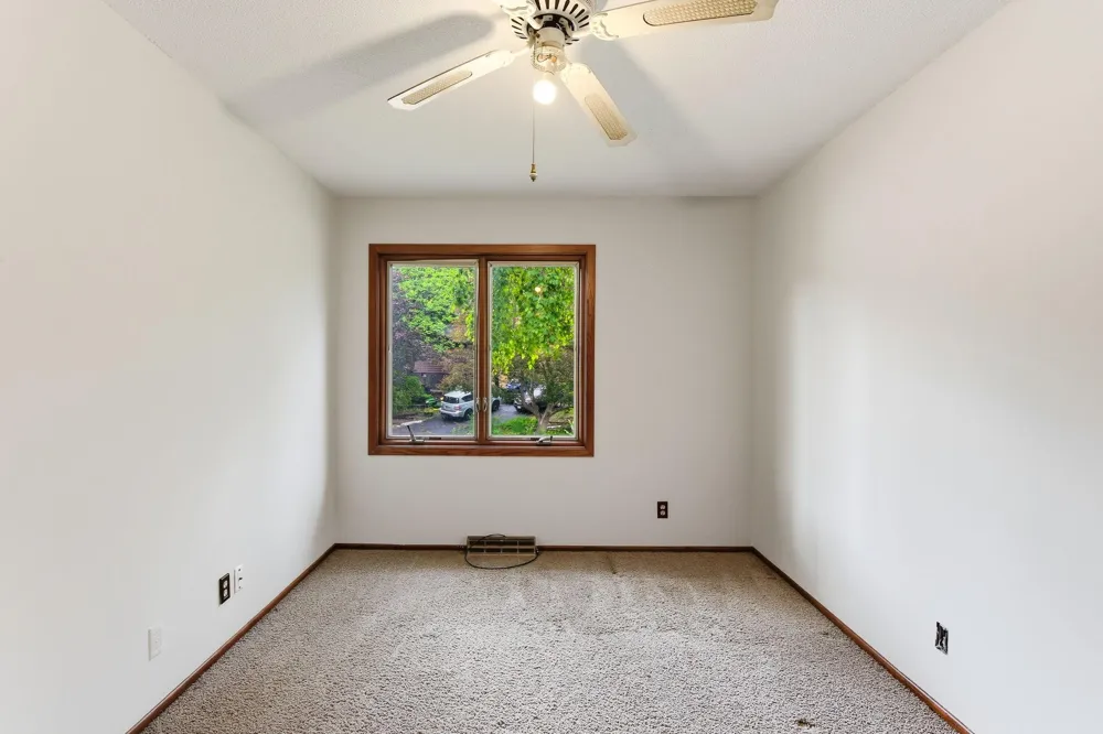 13121 Upton Avenue S Burnsville, MN 55337