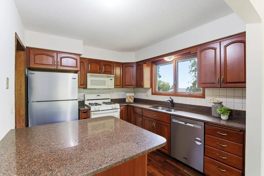 13121 Upton Avenue S Burnsville, MN 55337