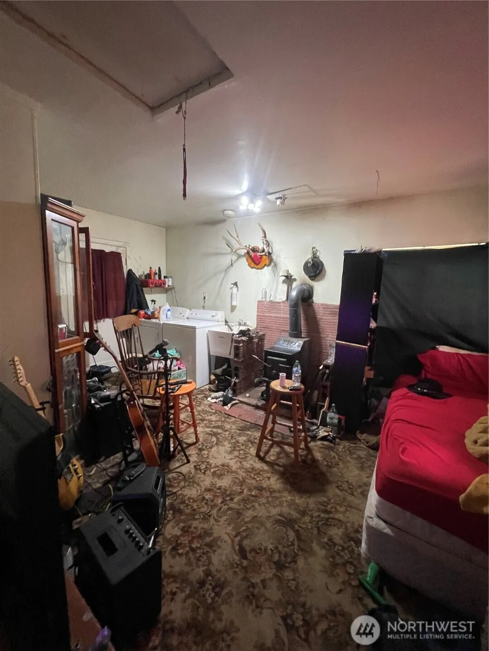 1323 Morris Street Raymond, WA 98577