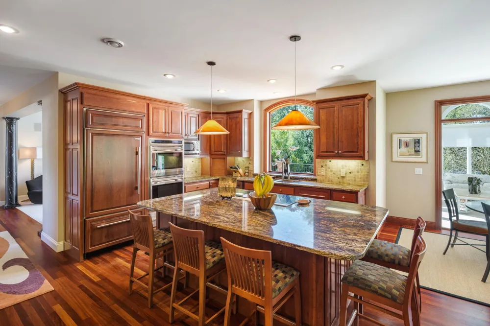 12100 Grandview Terrace Apple Valley, MN 55124