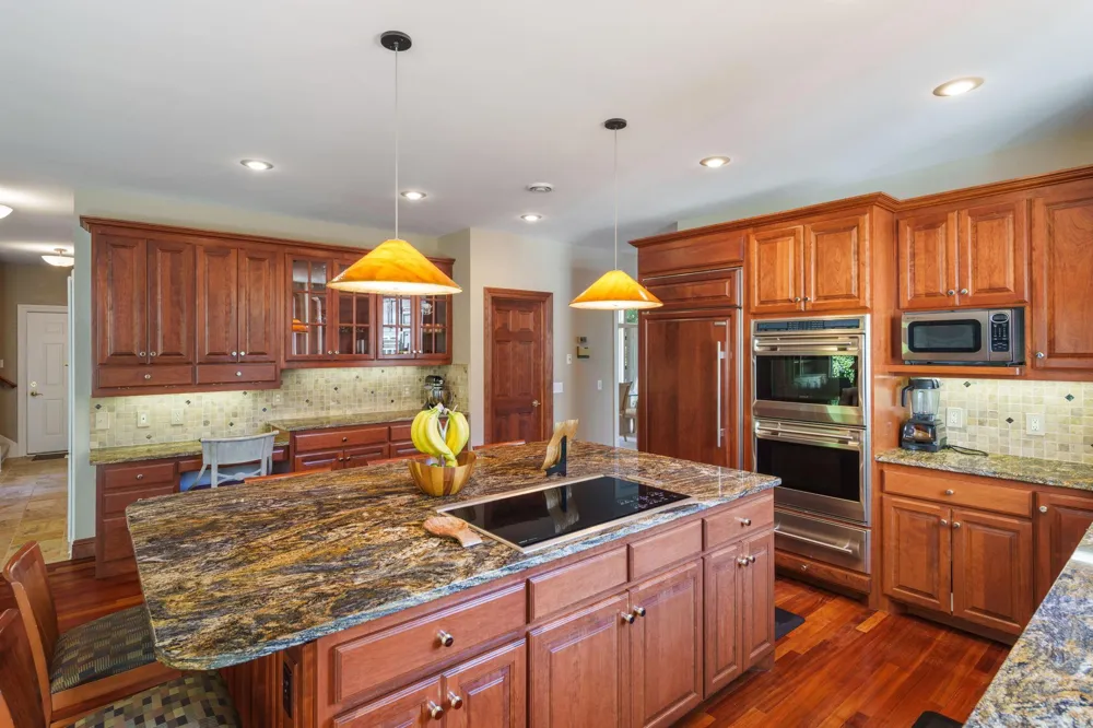 12100 Grandview Terrace Apple Valley, MN 55124