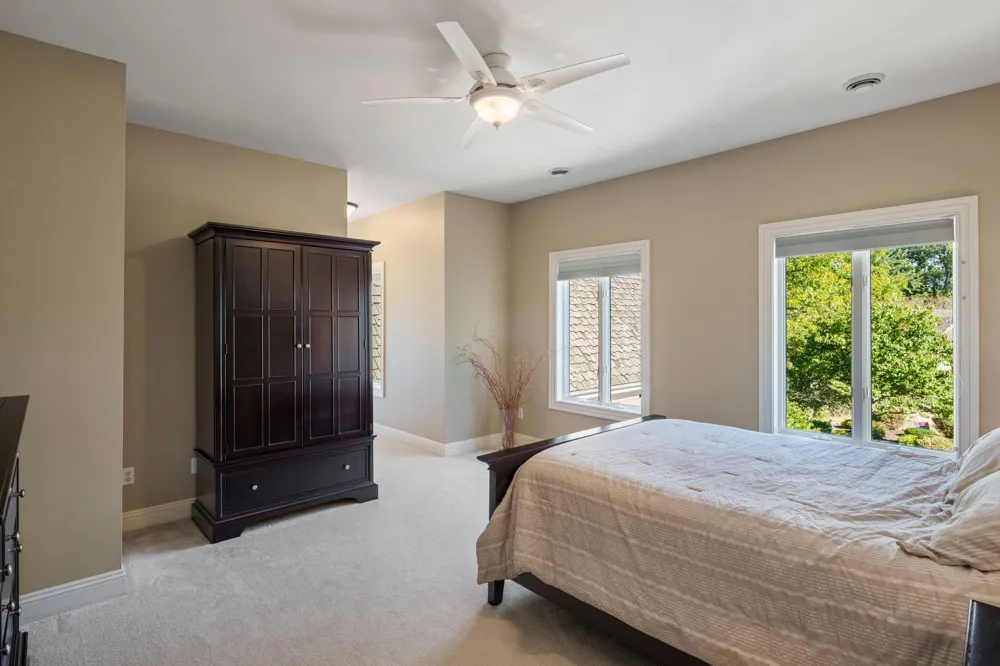 12100 Grandview Terrace Apple Valley, MN 55124