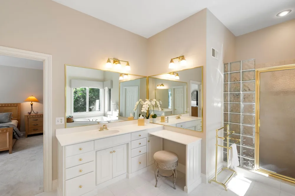 12100 Grandview Terrace Apple Valley, MN 55124