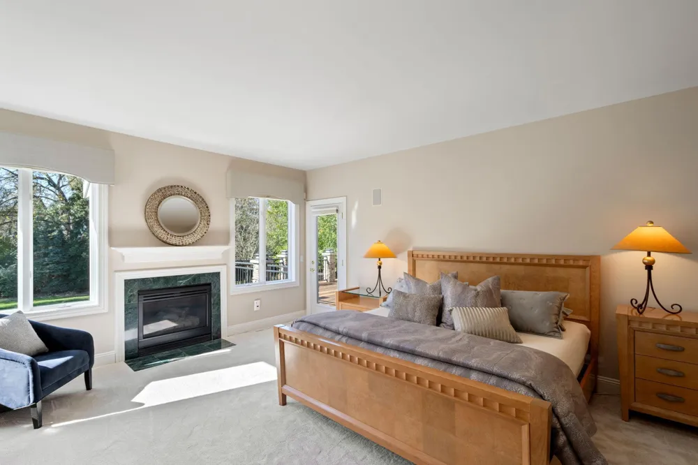 12100 Grandview Terrace Apple Valley, MN 55124