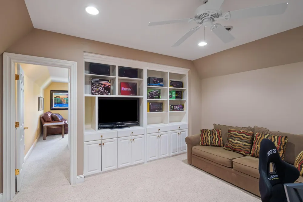 12100 Grandview Terrace Apple Valley, MN 55124