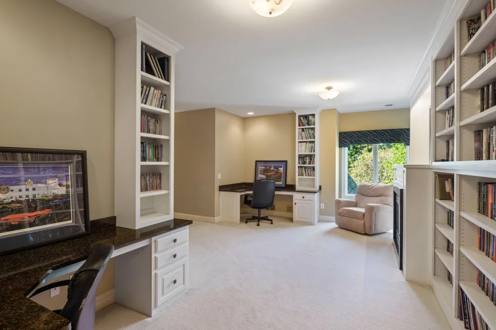 12100 Grandview Terrace Apple Valley, MN 55124
