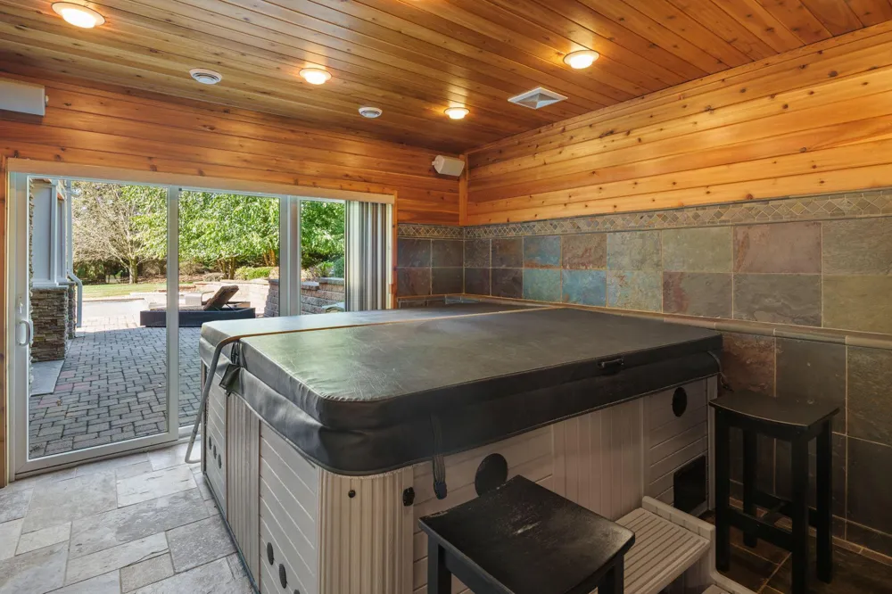 12100 Grandview Terrace Apple Valley, MN 55124