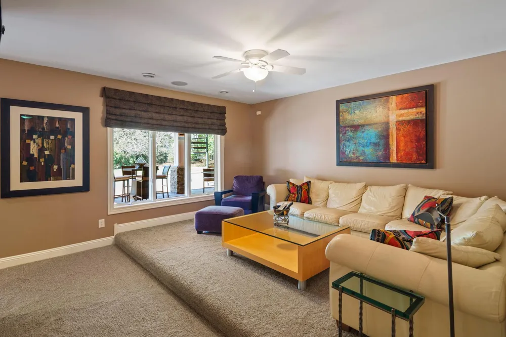 12100 Grandview Terrace Apple Valley, MN 55124