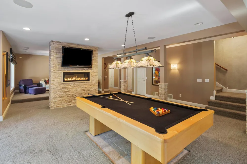 12100 Grandview Terrace Apple Valley, MN 55124