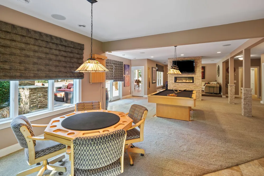 12100 Grandview Terrace Apple Valley, MN 55124
