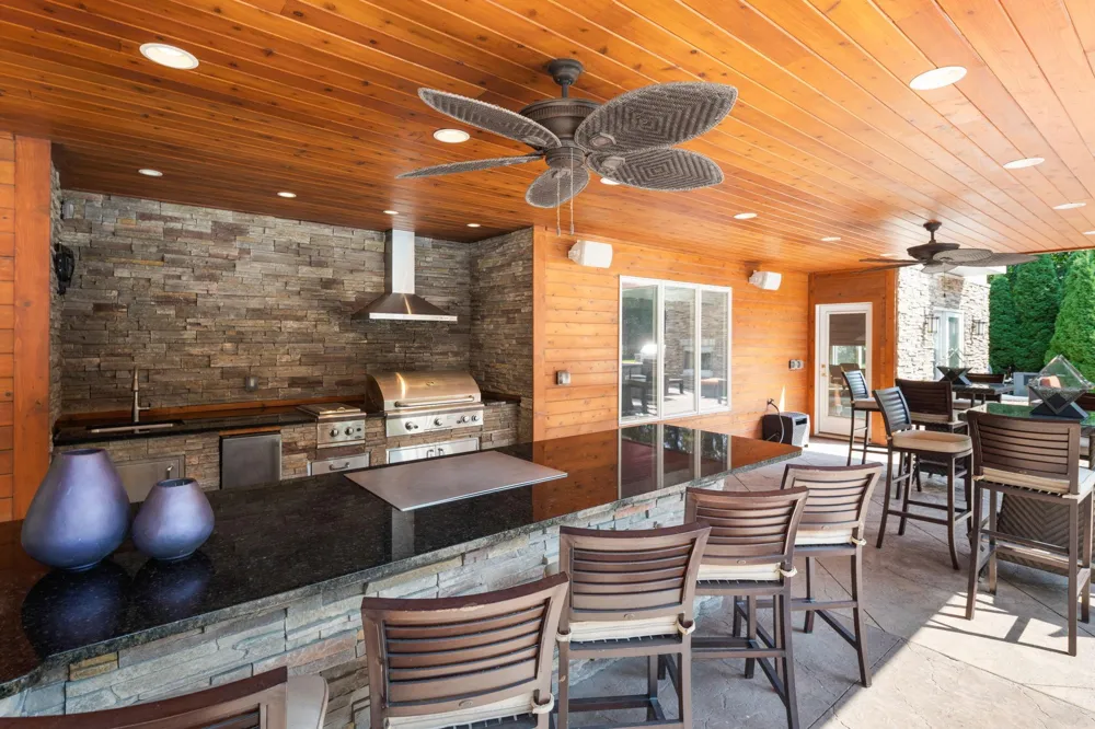 12100 Grandview Terrace Apple Valley, MN 55124