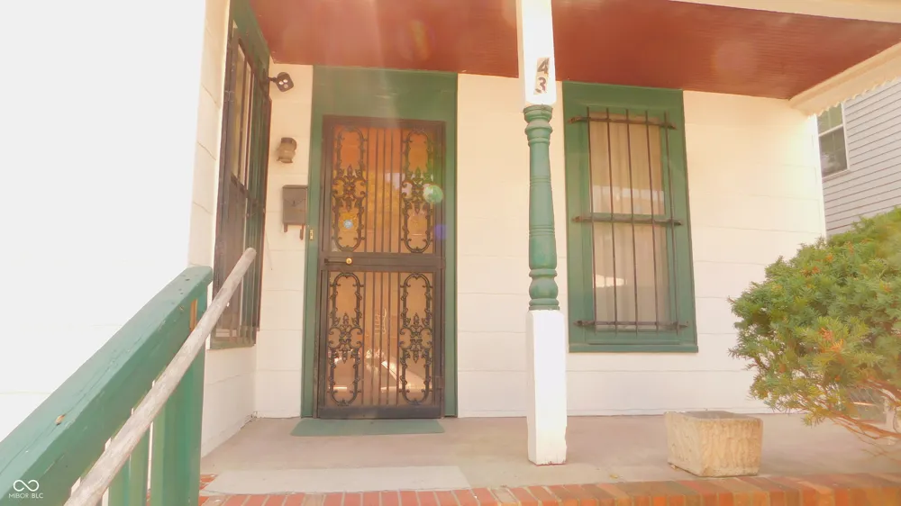 43 W 35th Street W Indianapolis, IN 46208