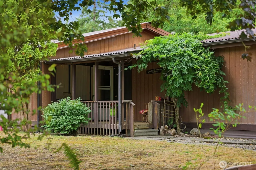 35505 37th Avenue S Roy, WA 98580