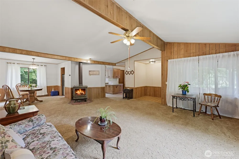 35505 37th Avenue S Roy, WA 98580