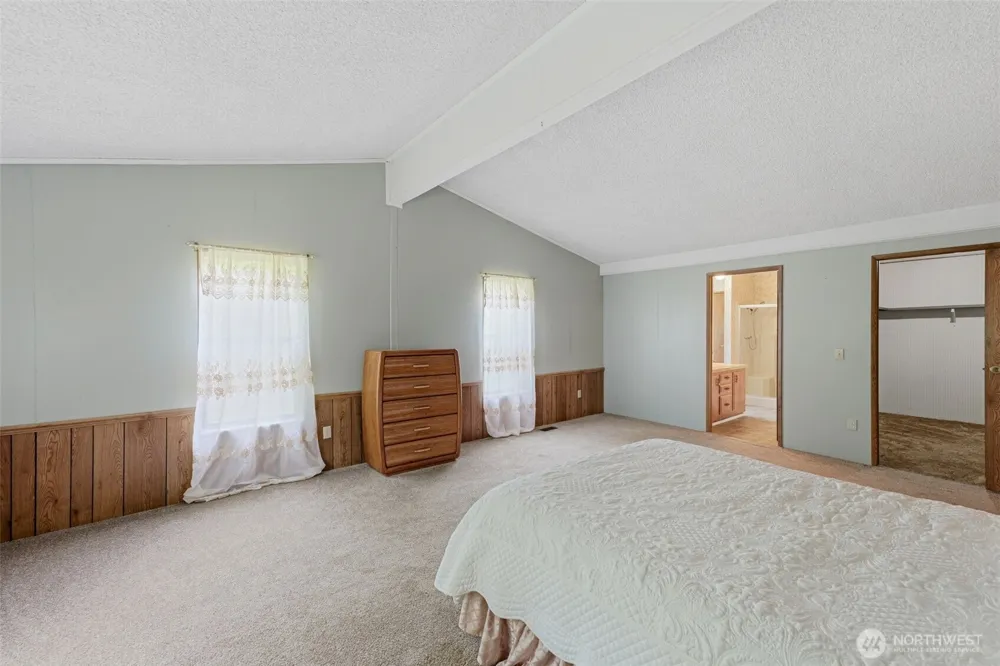 35505 37th Avenue S Roy, WA 98580