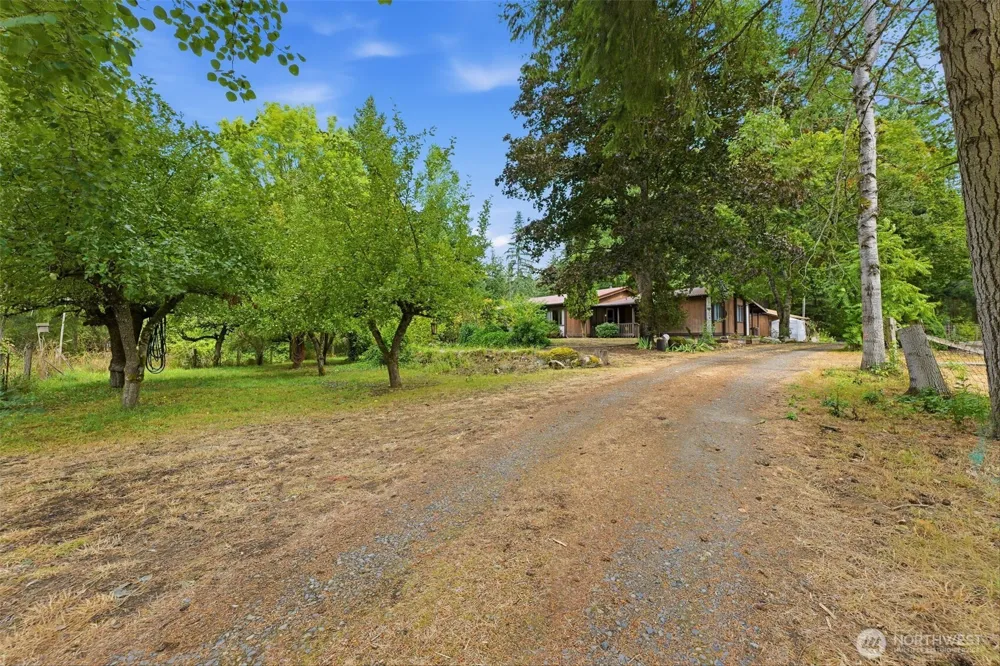 35505 37th Avenue S Roy, WA 98580