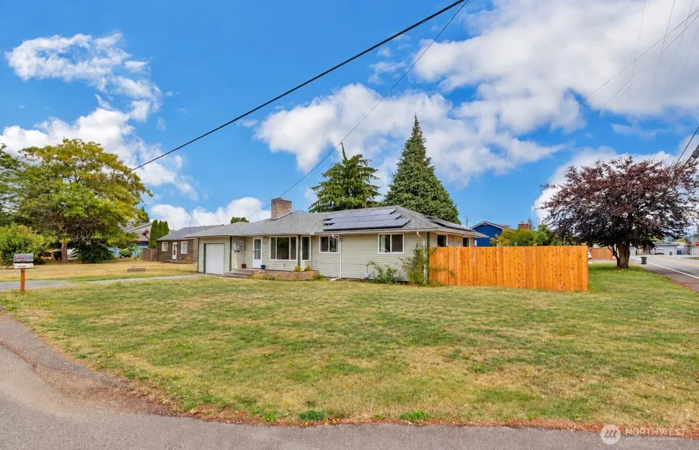 9205 50th Avenue NE Marysville, WA 98270