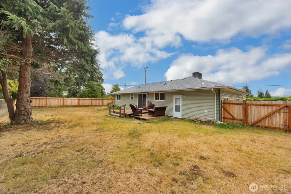 9205 50th Avenue NE Marysville, WA 98270