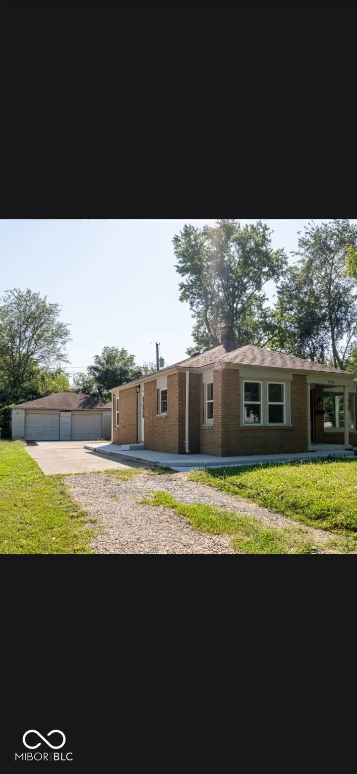 1920 Euclid Drive Anderson, IN 46011