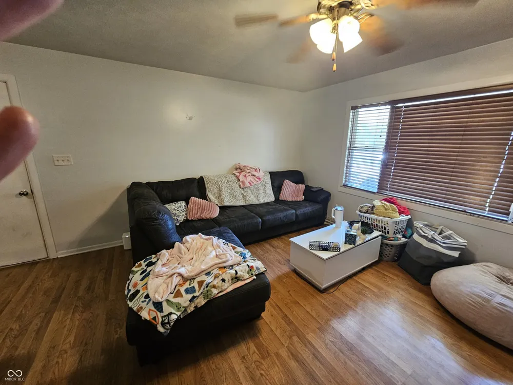 6302 W Loretta Drive Indianapolis, IN 46221