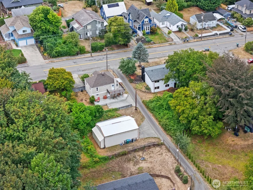 713 Hull Avenue Port Orchard, WA 98366