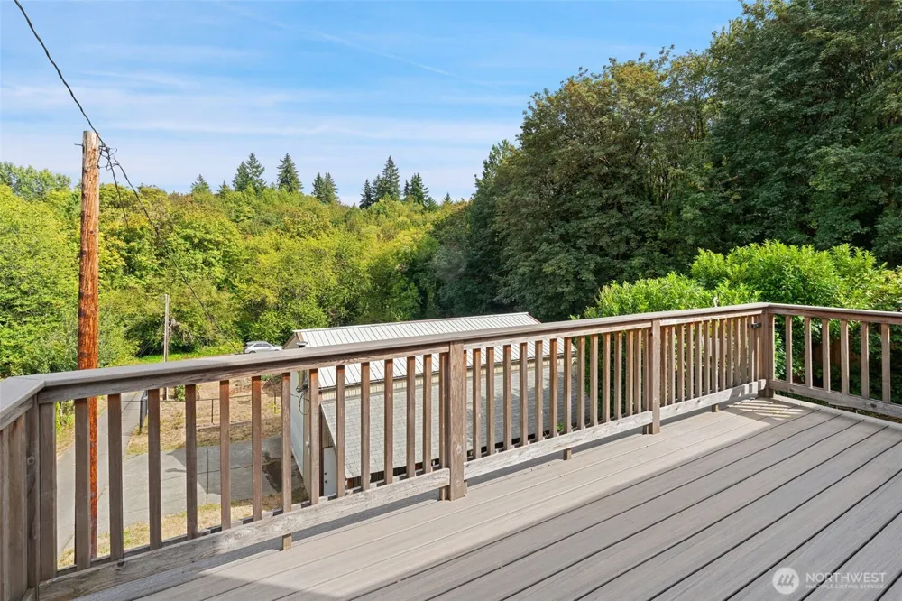 713 Hull Avenue Port Orchard, WA 98366
