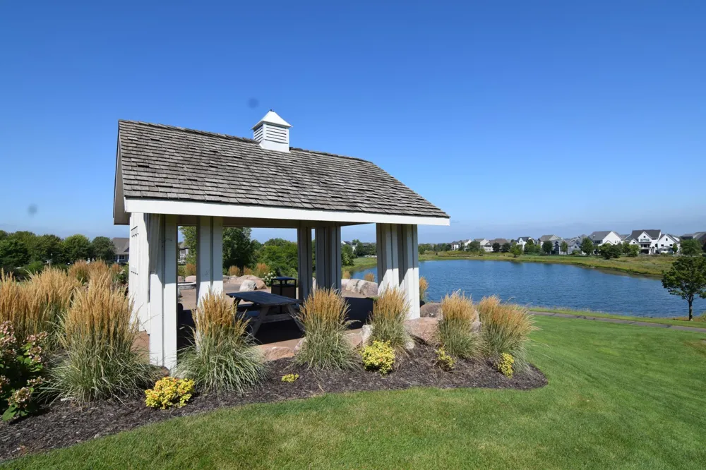 16671 Diamonte Path Lakeville, MN 55044