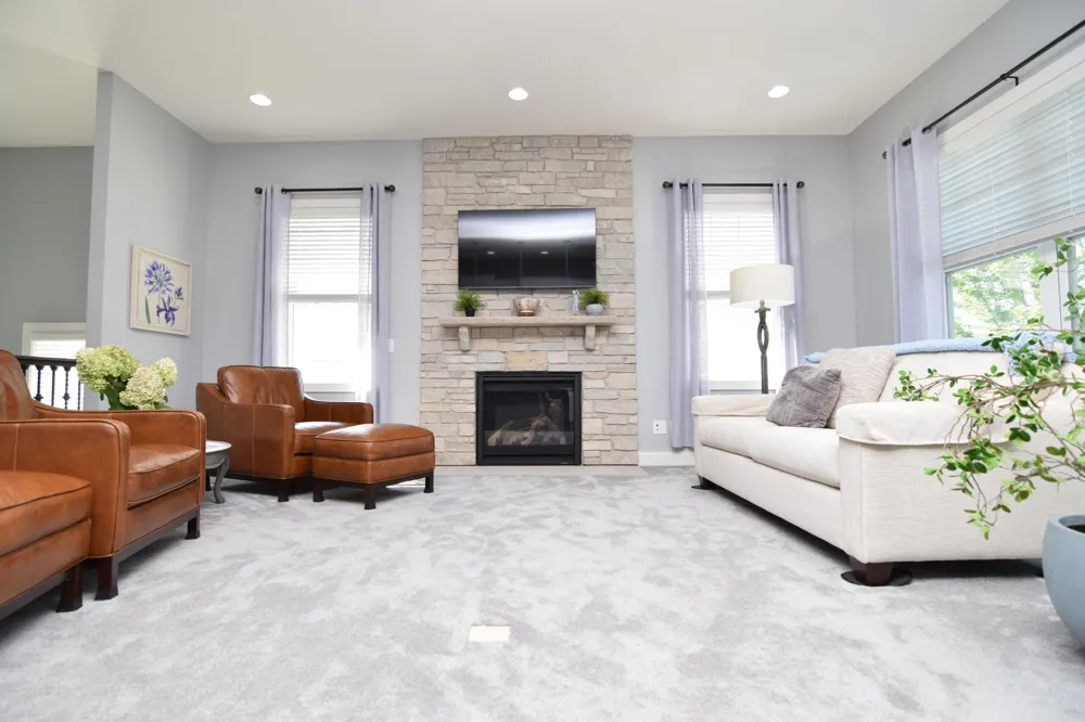 16671 Diamonte Path Lakeville, MN 55044