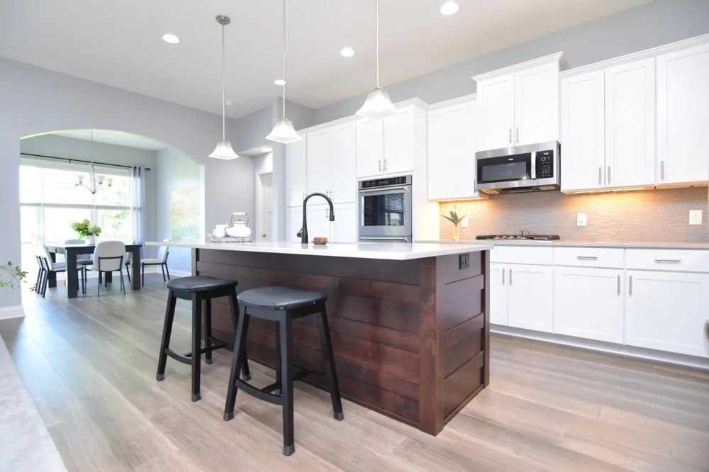 16671 Diamonte Path Lakeville, MN 55044