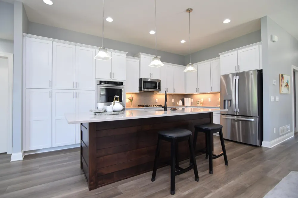 16671 Diamonte Path Lakeville, MN 55044