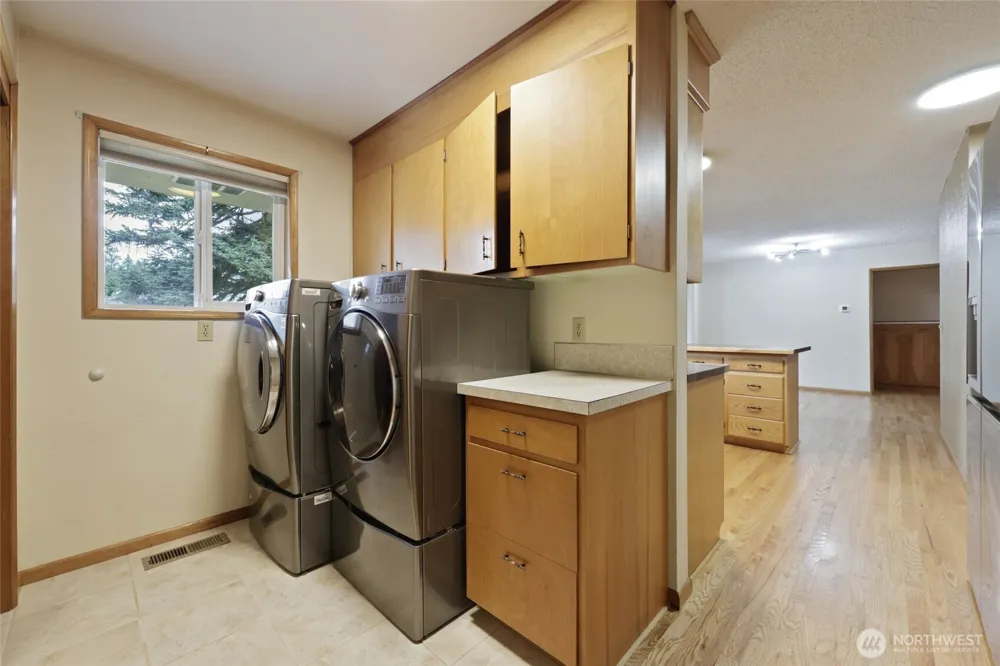 102 W Adams Avenue Morton, WA 98356
