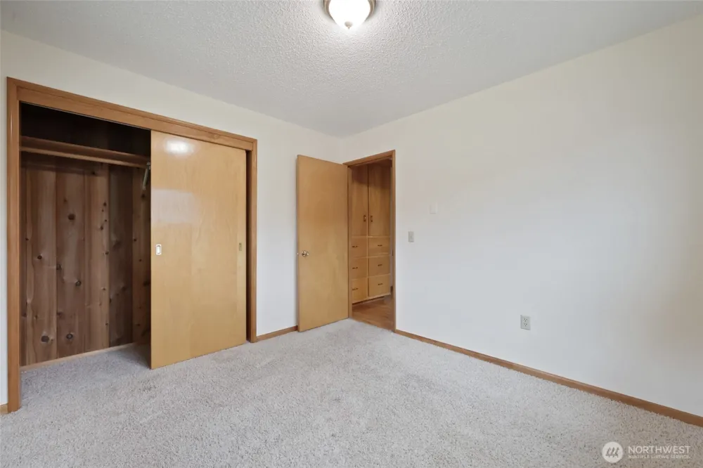 102 W Adams Avenue Morton, WA 98356