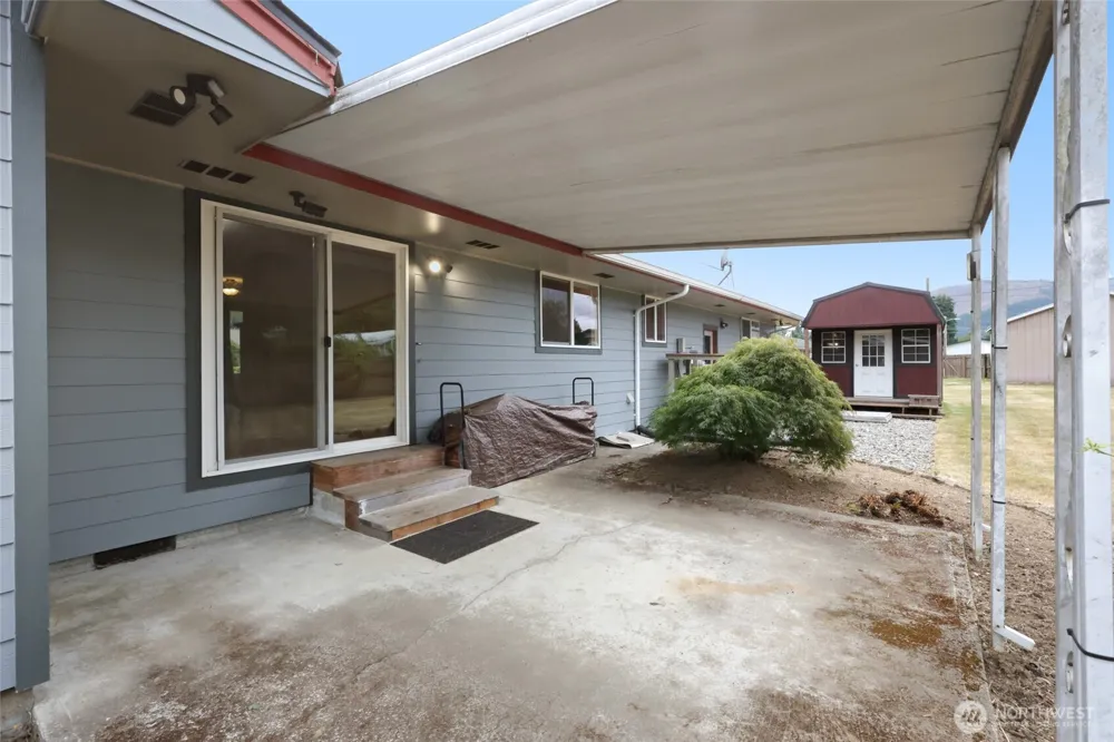 102 W Adams Avenue Morton, WA 98356