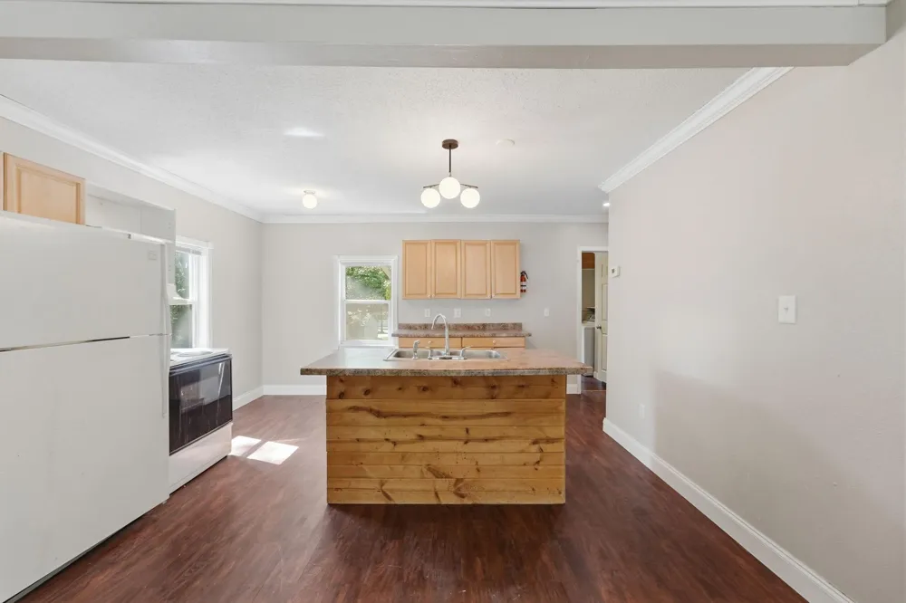 225 Cedar Street NE New London, MN 56273