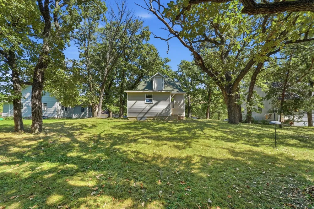 225 Cedar Street NE New London, MN 56273