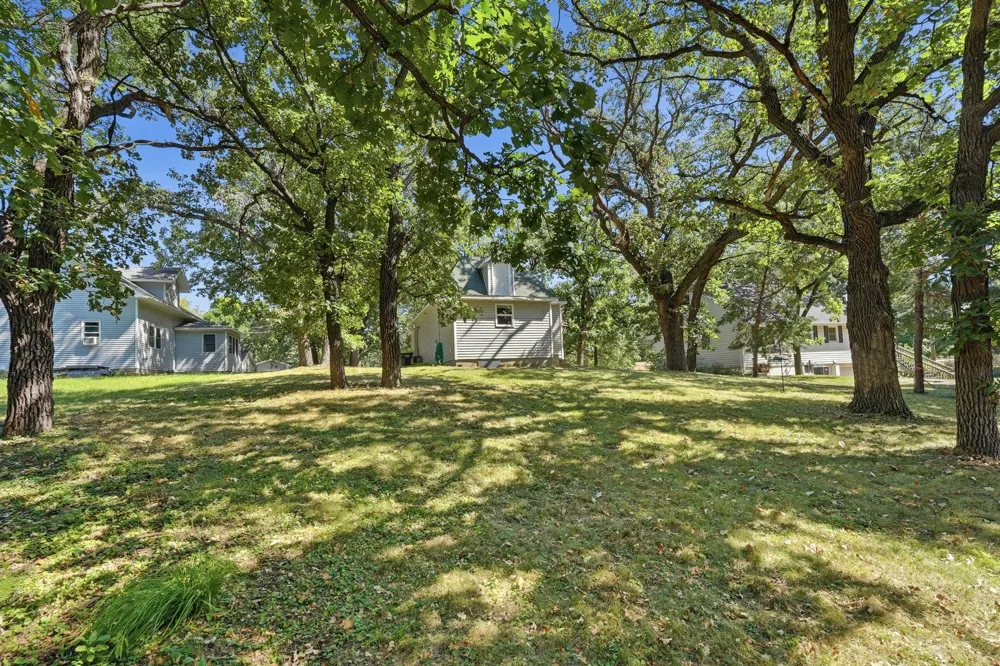 225 Cedar Street NE New London, MN 56273