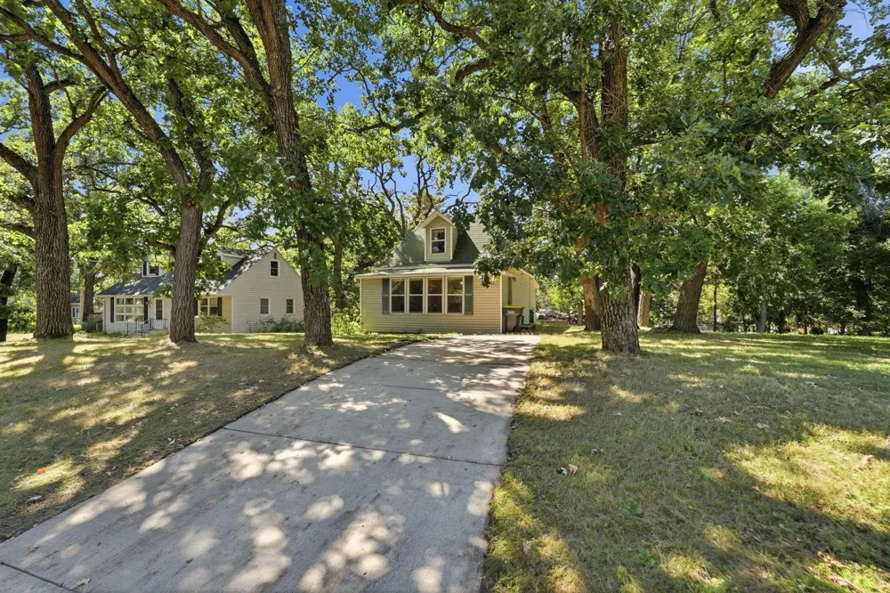 225 Cedar Street NE New London, MN 56273