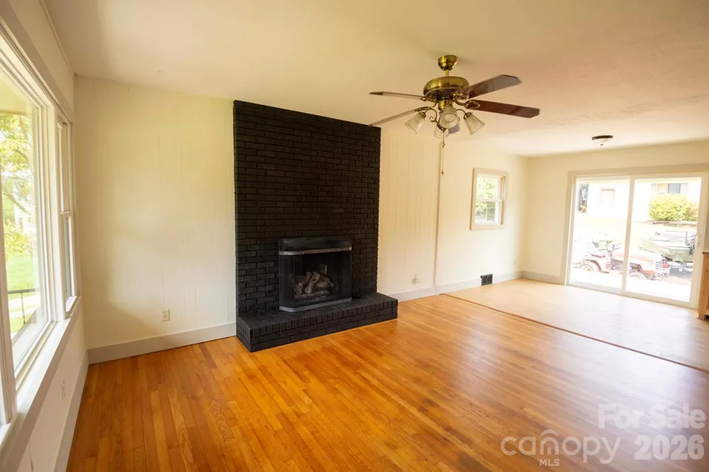 317 Brickyard Road Asheville, NC 28806