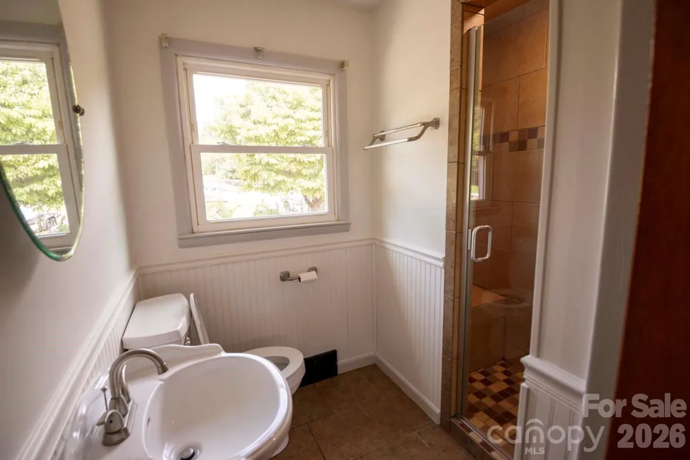 317 Brickyard Road Asheville, NC 28806