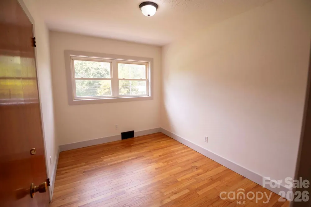 317 Brickyard Road Asheville, NC 28806