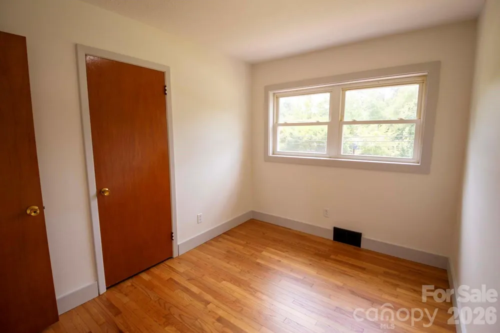 317 Brickyard Road Asheville, NC 28806