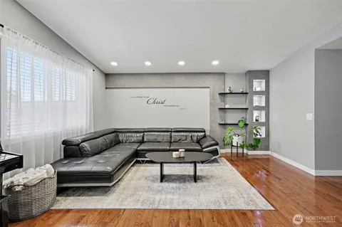 15232 SE 272 STREET #6