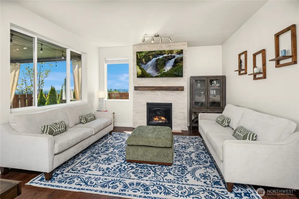 16306 24th Street E Lake Tapps, WA 98391