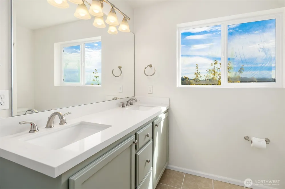 16306 24th Street E Lake Tapps, WA 98391