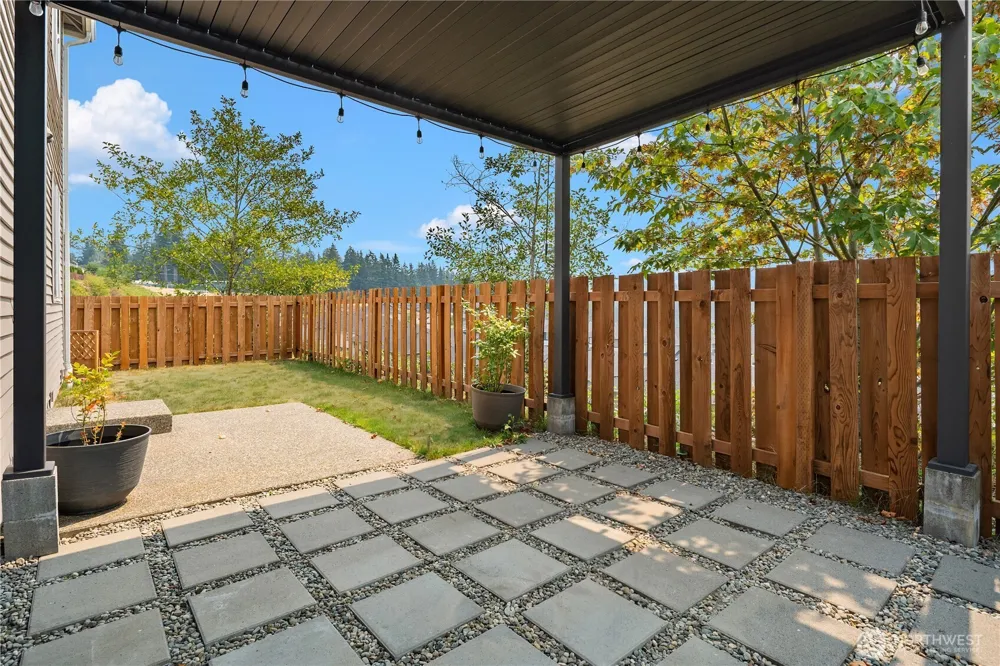 16306 24th Street E Lake Tapps, WA 98391