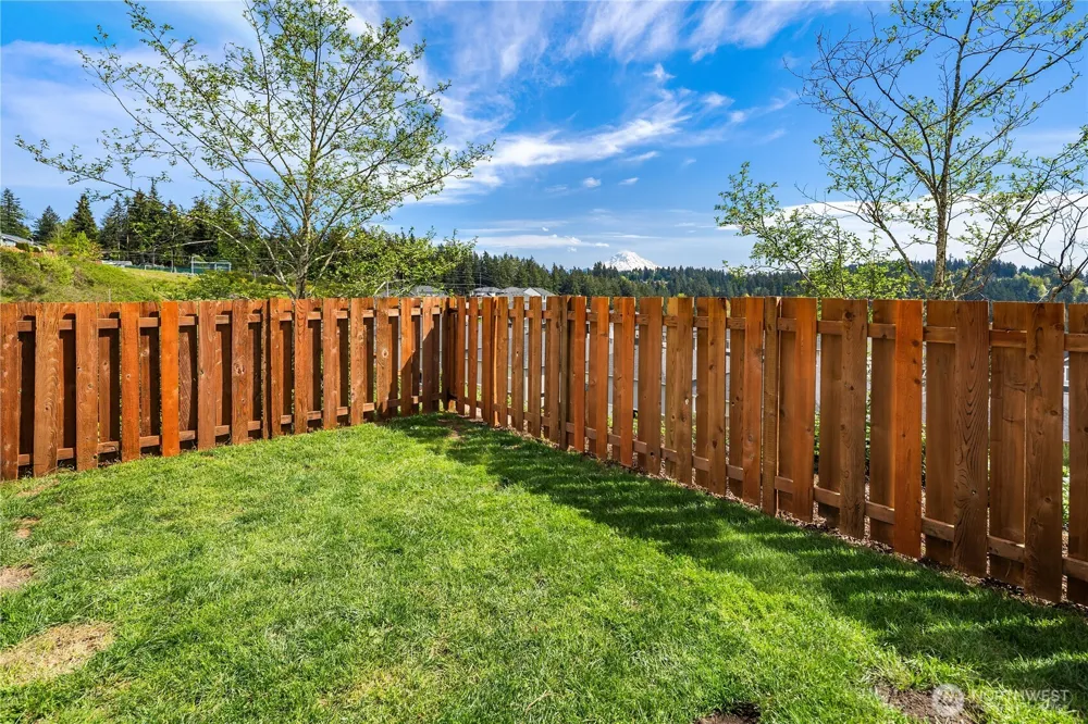 16306 24th Street E Lake Tapps, WA 98391