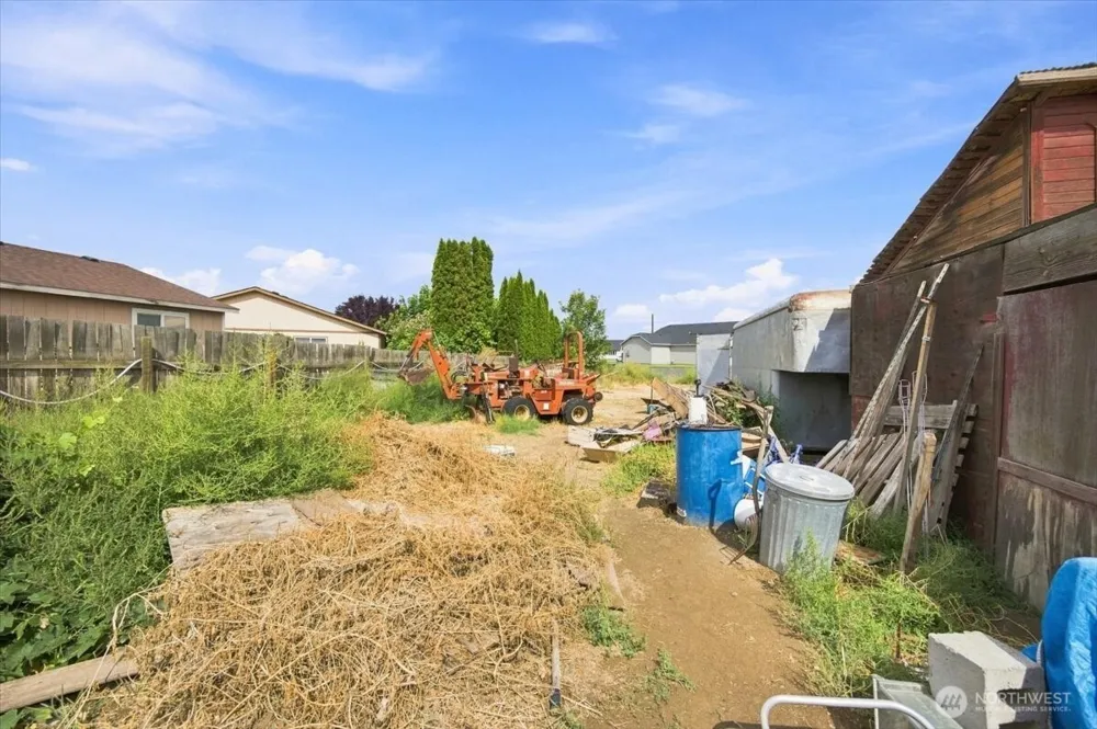 703 5th Street Grandview, WA 98930